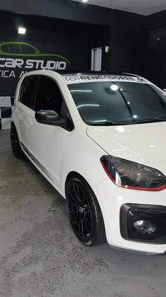 VOLKSWAGEN UP 1.0 170 TSI TOTAL FLEX CONNECT 4P MANUAL